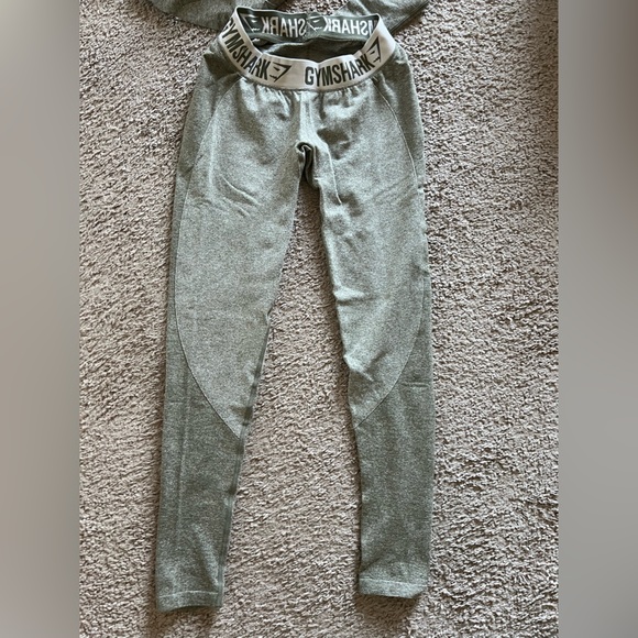 GYMSHARK O.G. FLEX SET KHAKI GREEN SIZE MEDIUM - Picture 4 of 12